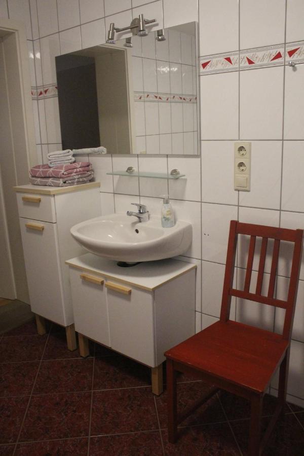 Апартаменты Basislager Hohnstein - Familie Loesel Ehrenberg  Экстерьер фото